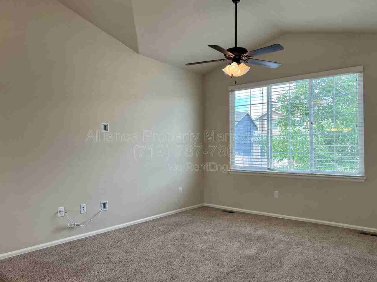 6280 San Mateo Dr - Photo 2 of 43