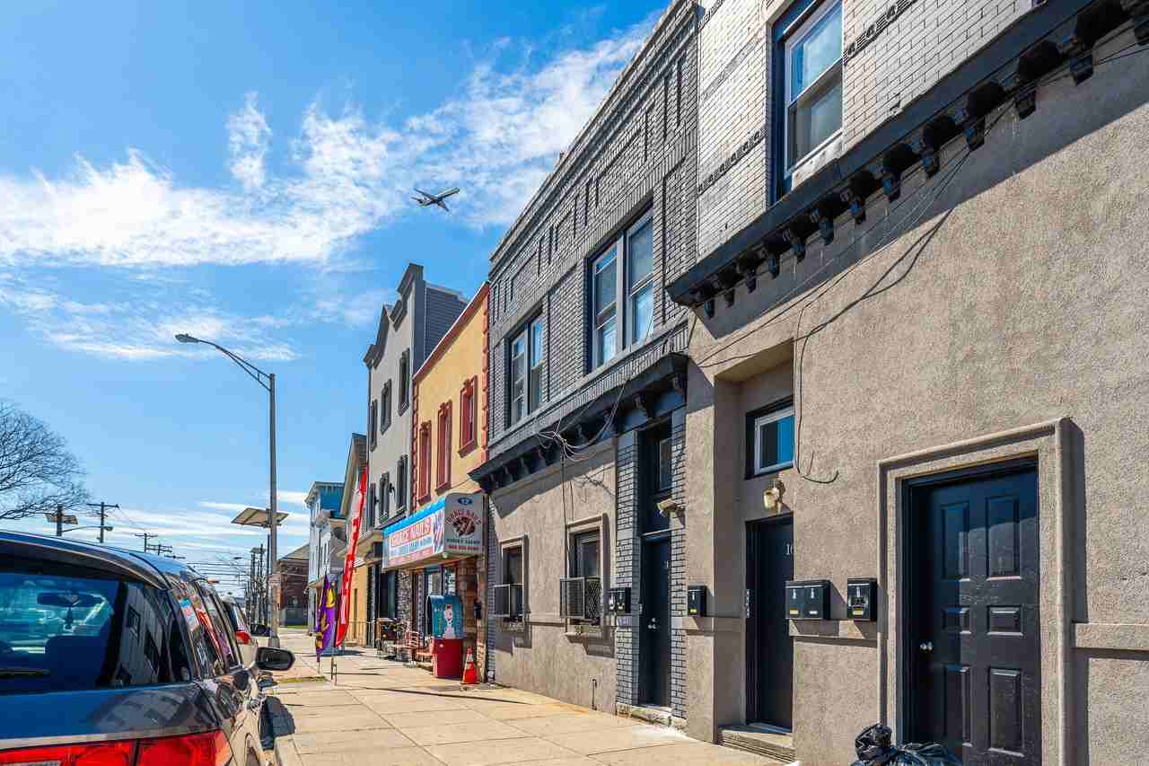 14 1st St #2 - Photo 5 of 25