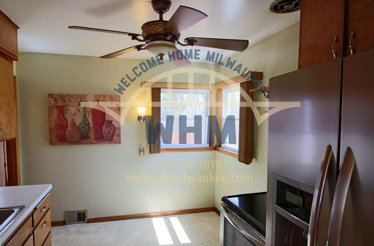 7126 W Tallmadge Pl - Photo 5 of 9