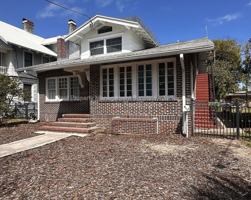 featured image of 229 W 10th St