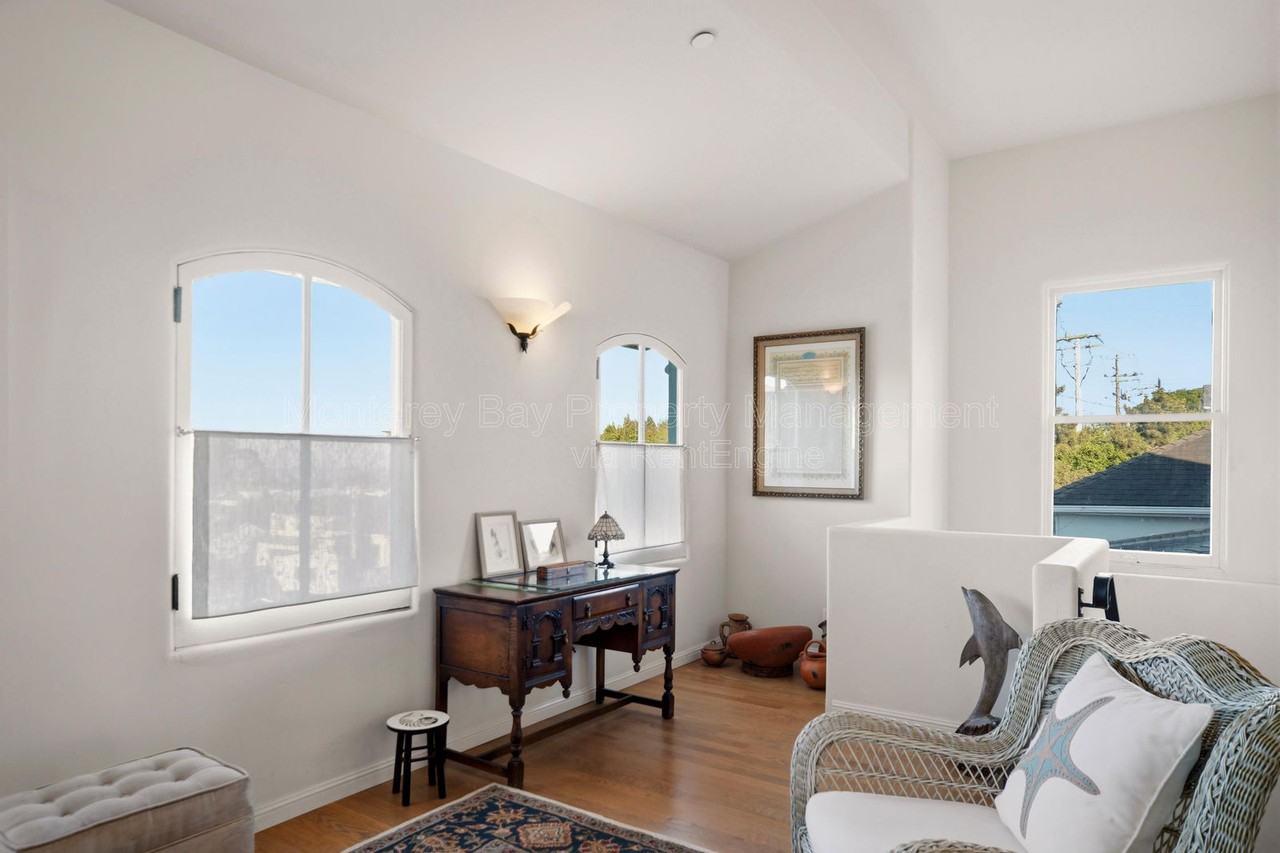 525 Laurel Ave - Photo 3 of 28