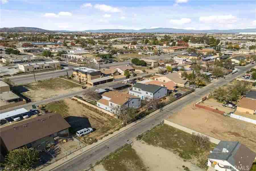 38457 10th Place East #1 - Photo 4 of 8