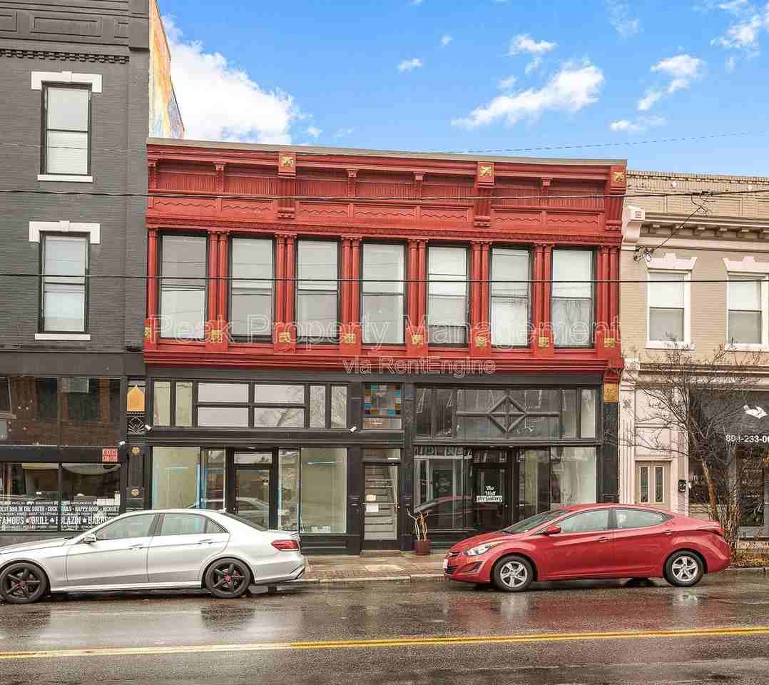 1313 Hull St #204 - Photo 2 of 7