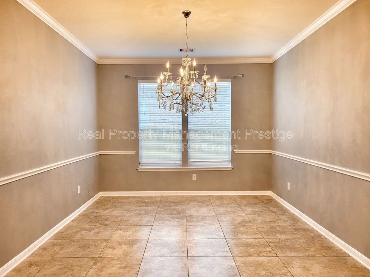 1618 Cintola Ln - Photo 2 of 15