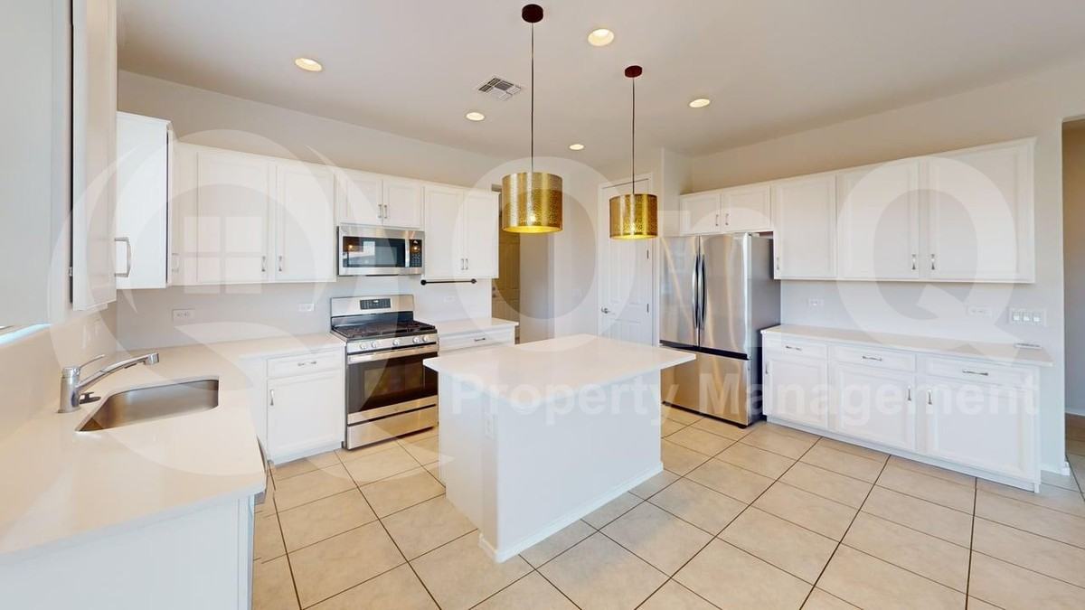 6597 E Via Arroyo Azul - Photo 4 of 25