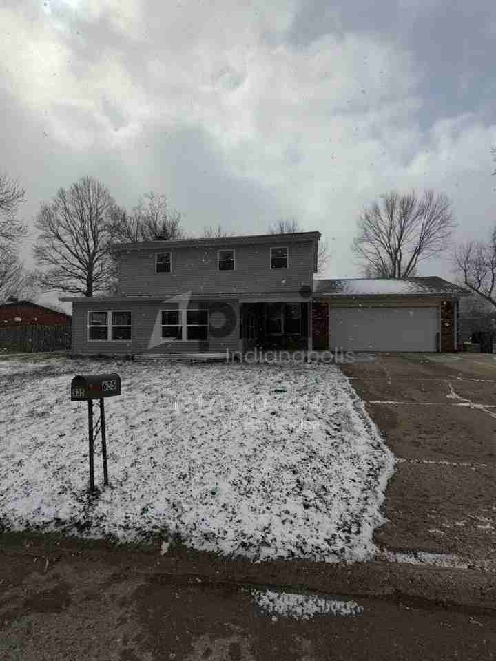 635 Phaeton Pl - Photo 2 of 50