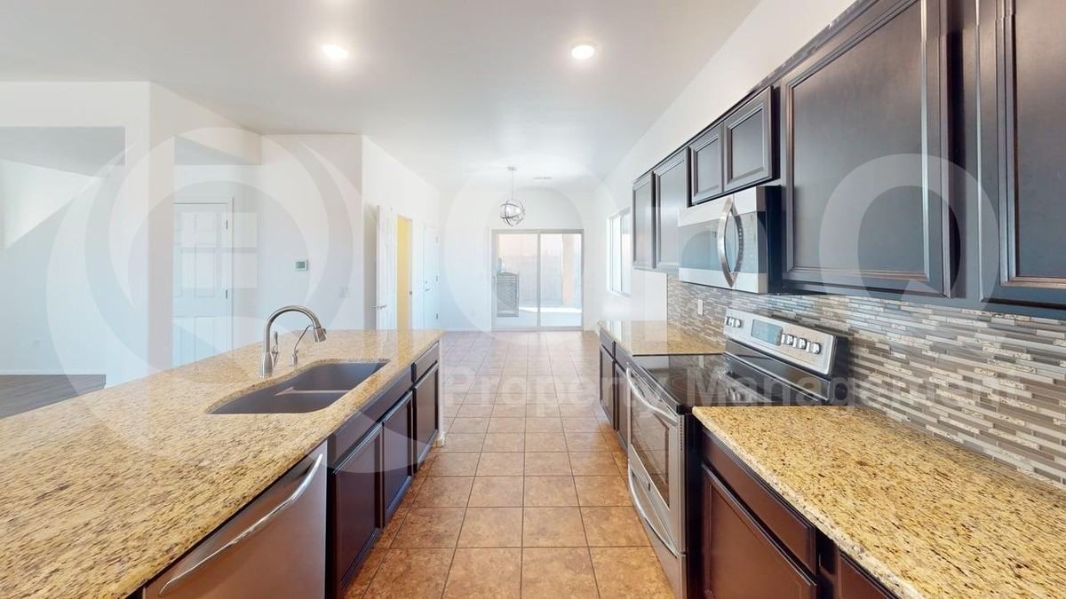 6555 E Brushback Loop - Photo 4 of 20