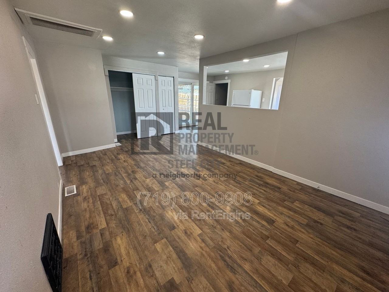 2619 7th Ave - Photo 4 of 25