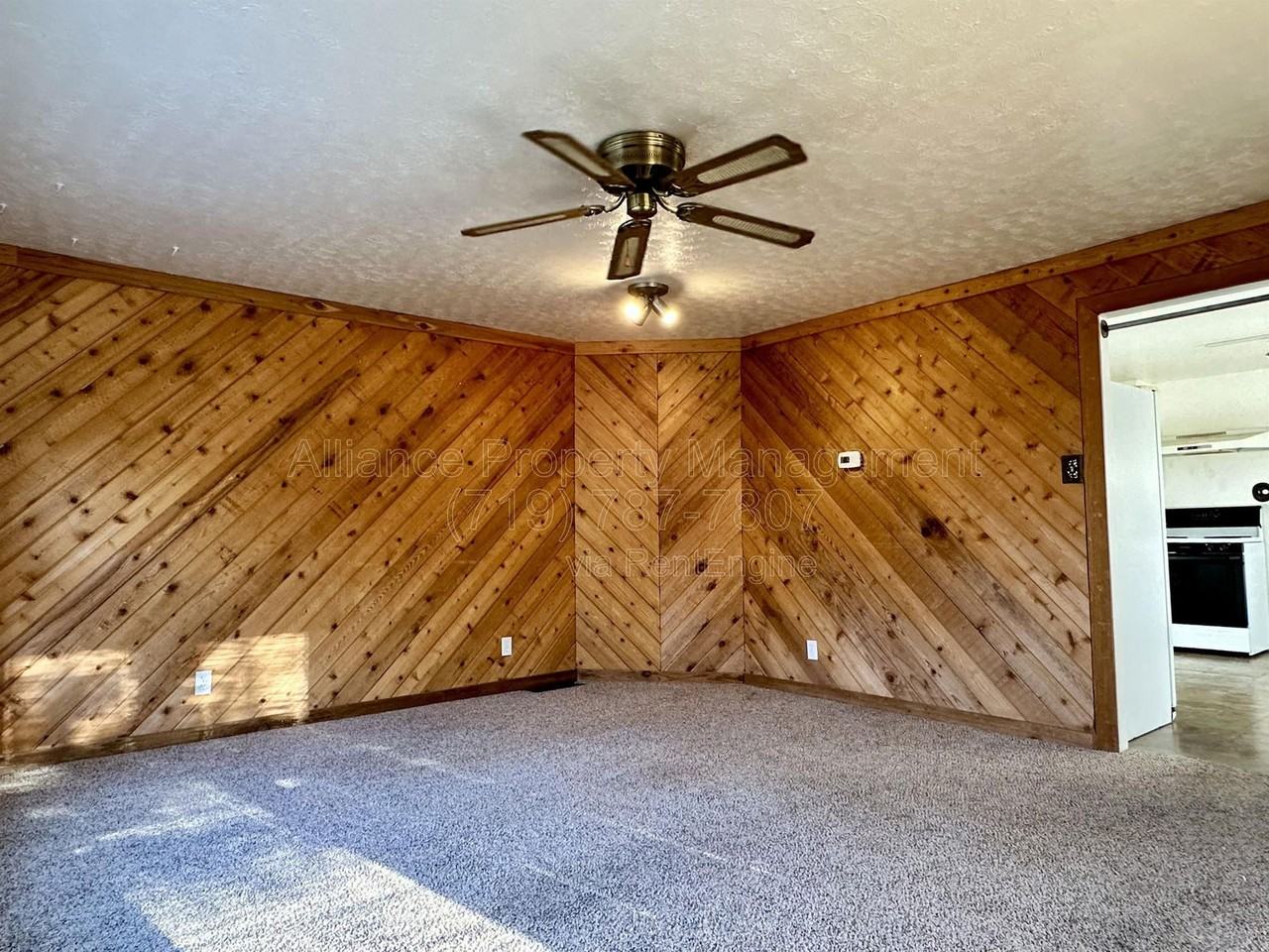 1804 Fenmoor Pl - Photo 7 of 13