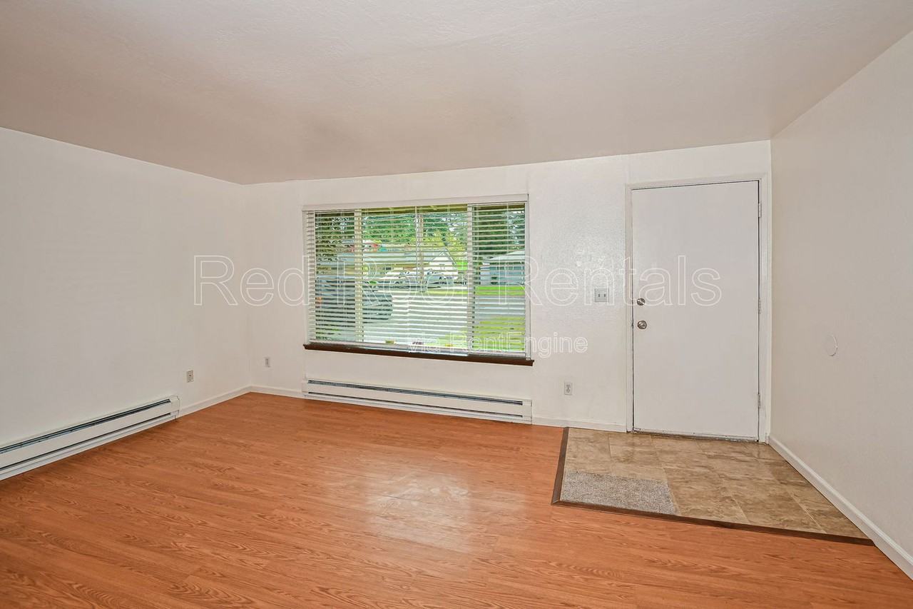 9019 112th St Sw - Photo 3 of 15