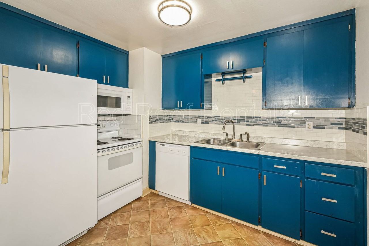 9019 112th St Sw - Photo 6 of 15