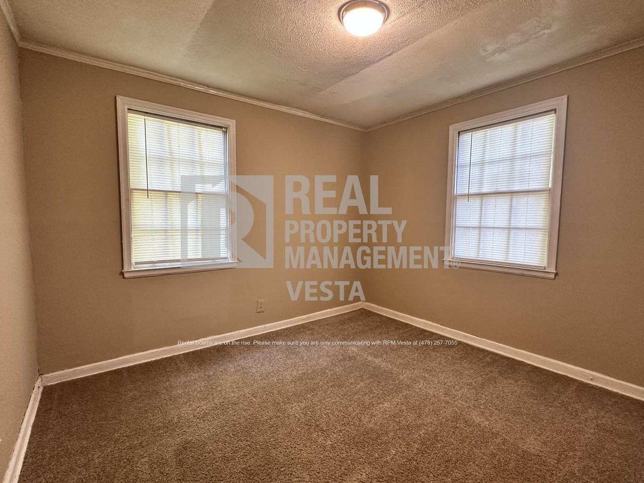 3346 Shaw Dr - Photo 5 of 12