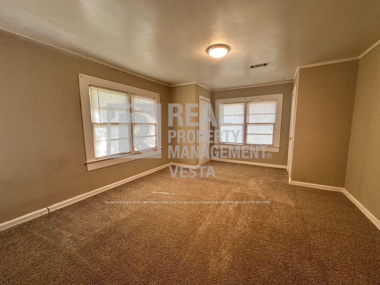 3346 Shaw Dr - Photo 6 of 12