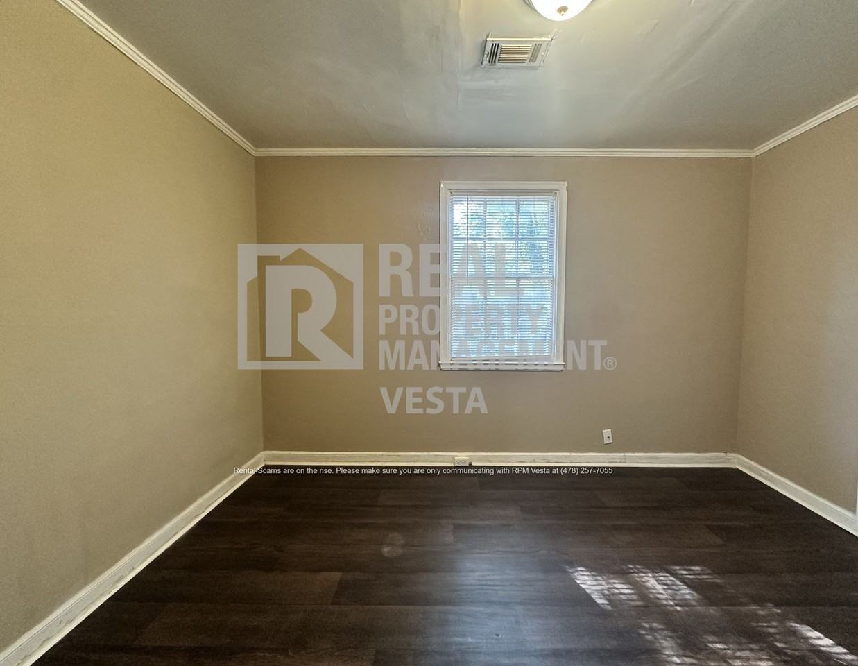 3346 Shaw Dr - Photo 7 of 12