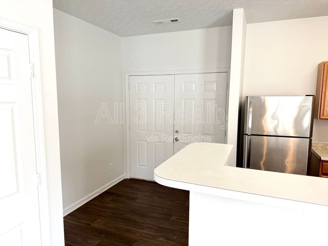 6098 Camden Forrest Dr - Photo 5 of 21