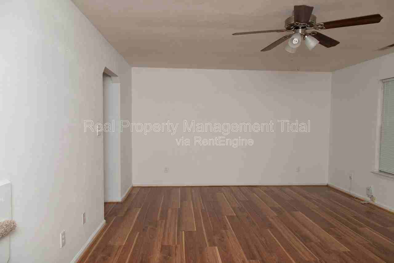 3940 Horse Run Gln - Photo 3 of 16