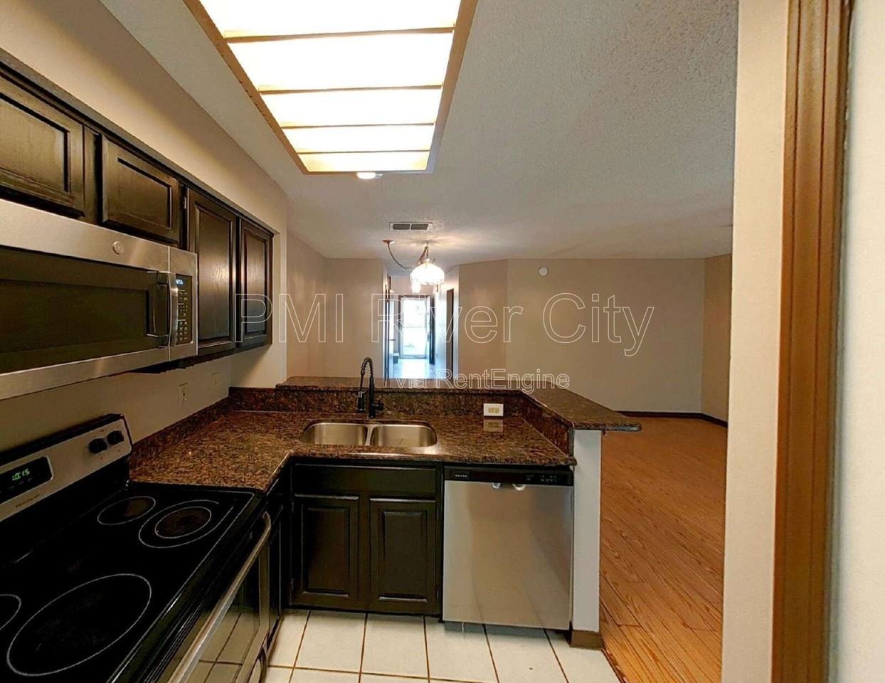 1539 Summer Sands Dr - Photo 7 of 28