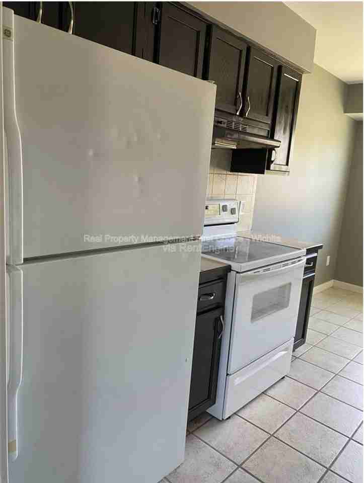 1522 S Todd Pl - Photo 5 of 10