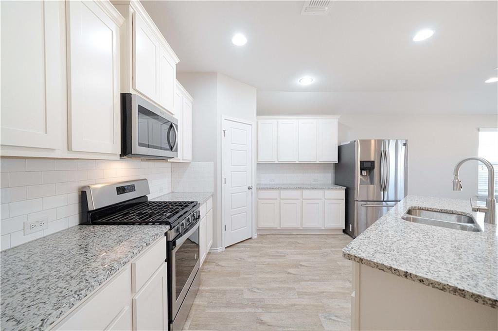 7329 Sentry Path - Photo 4 of 48