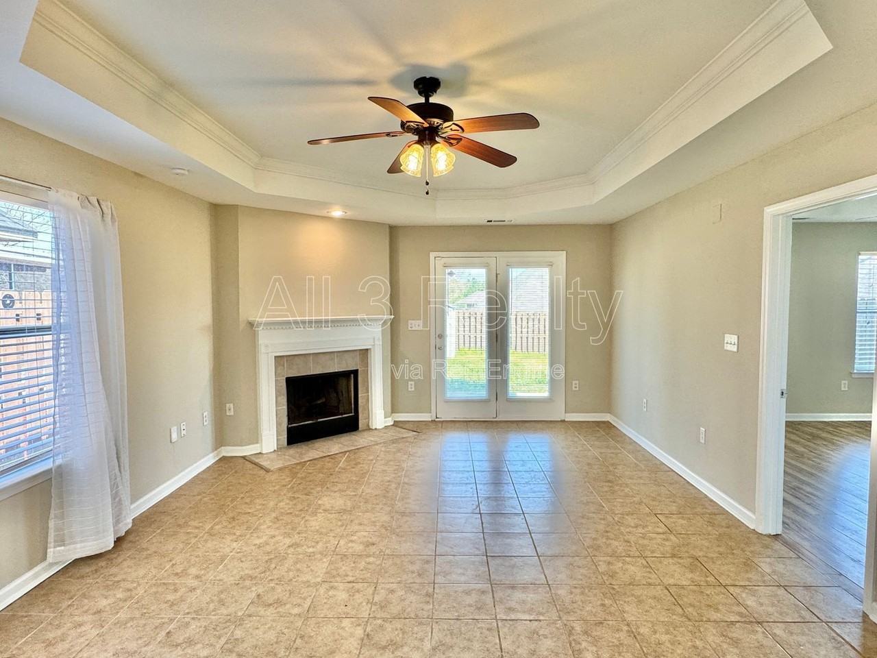 436 Park Lake Dr - Photo 7 of 28