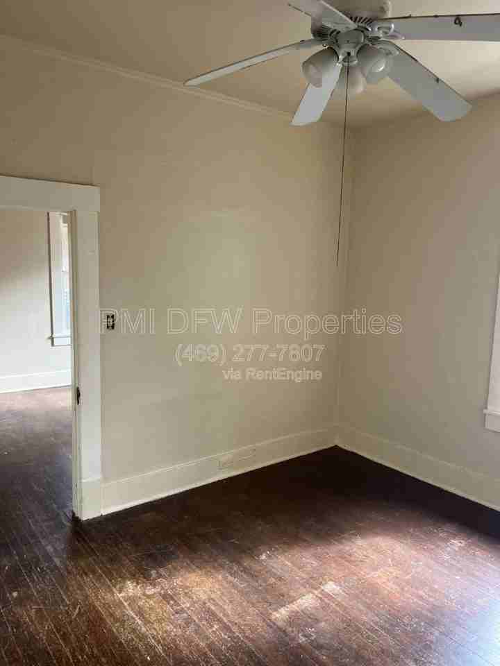 219 S Montreal Ave - Photo 7 of 10