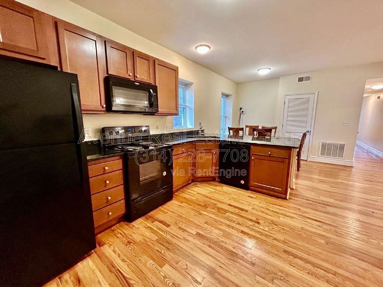 716 Westgate Ave #3 - Photo 6 of 17