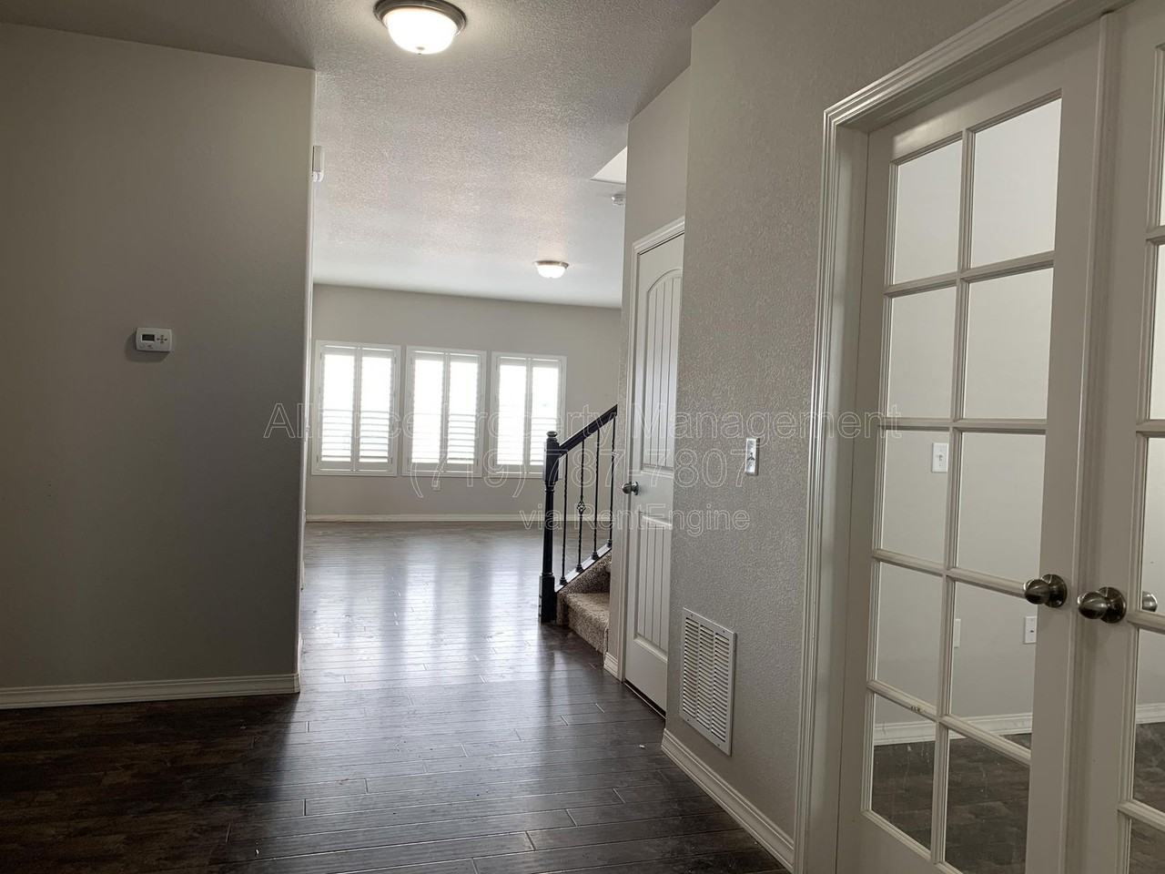 8885 Vanderwood Rd - Photo 3 of 45