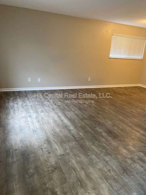 31 Rosehaven Dr #A - Photo 2 of 8