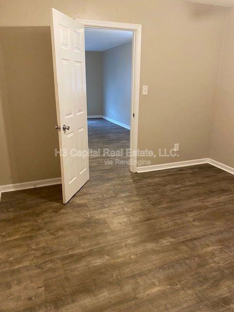 31 Rosehaven Dr #A - Photo 6 of 8