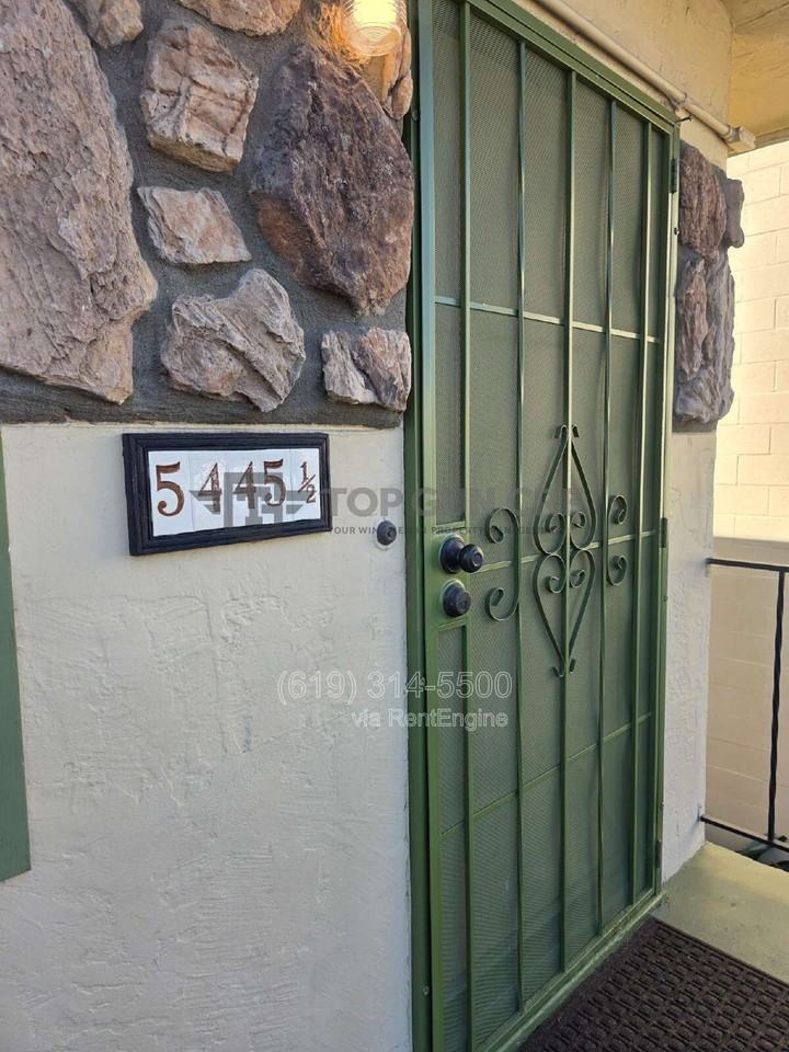 5445 Mildred St - Photo 3 of 14