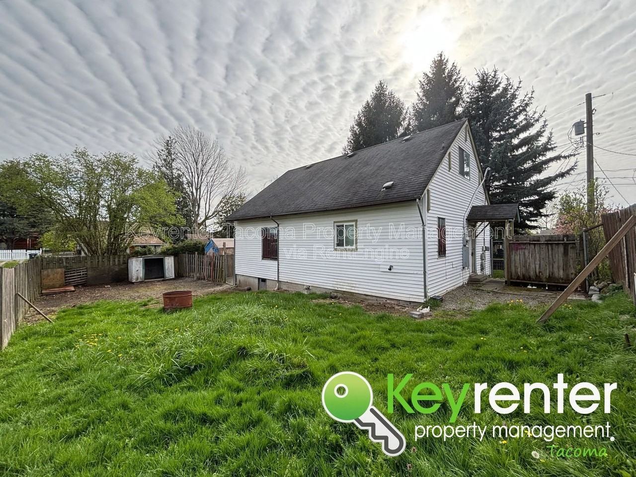 1541 S Ridgewood Ave - Photo 5 of 7