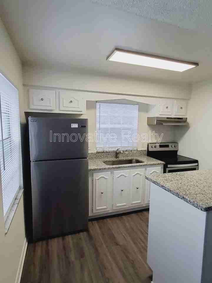 5250 Davisson Ave - Photo 5 of 17