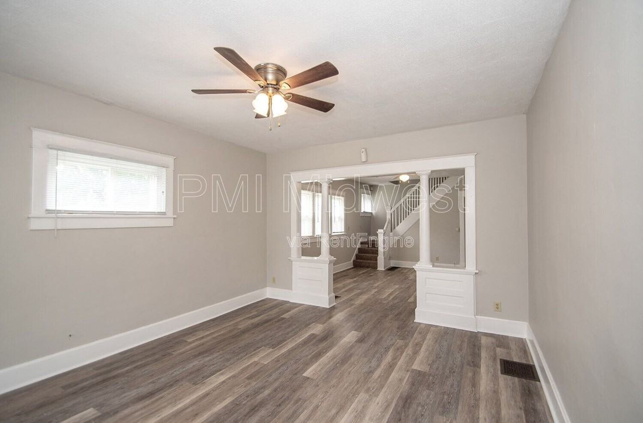 1541 E Ohio St - Photo 2 of 30