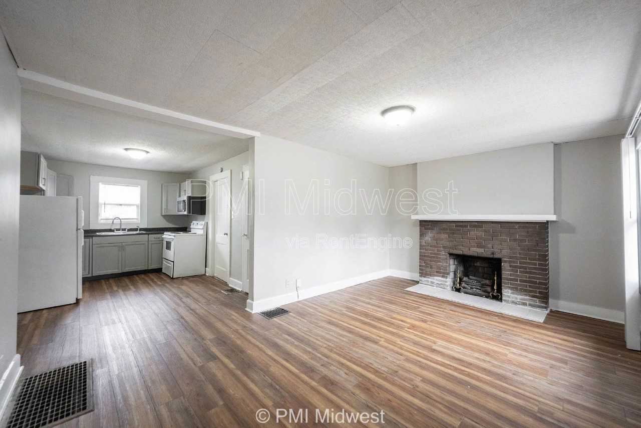 281 N Mount St - Photo 4 of 29