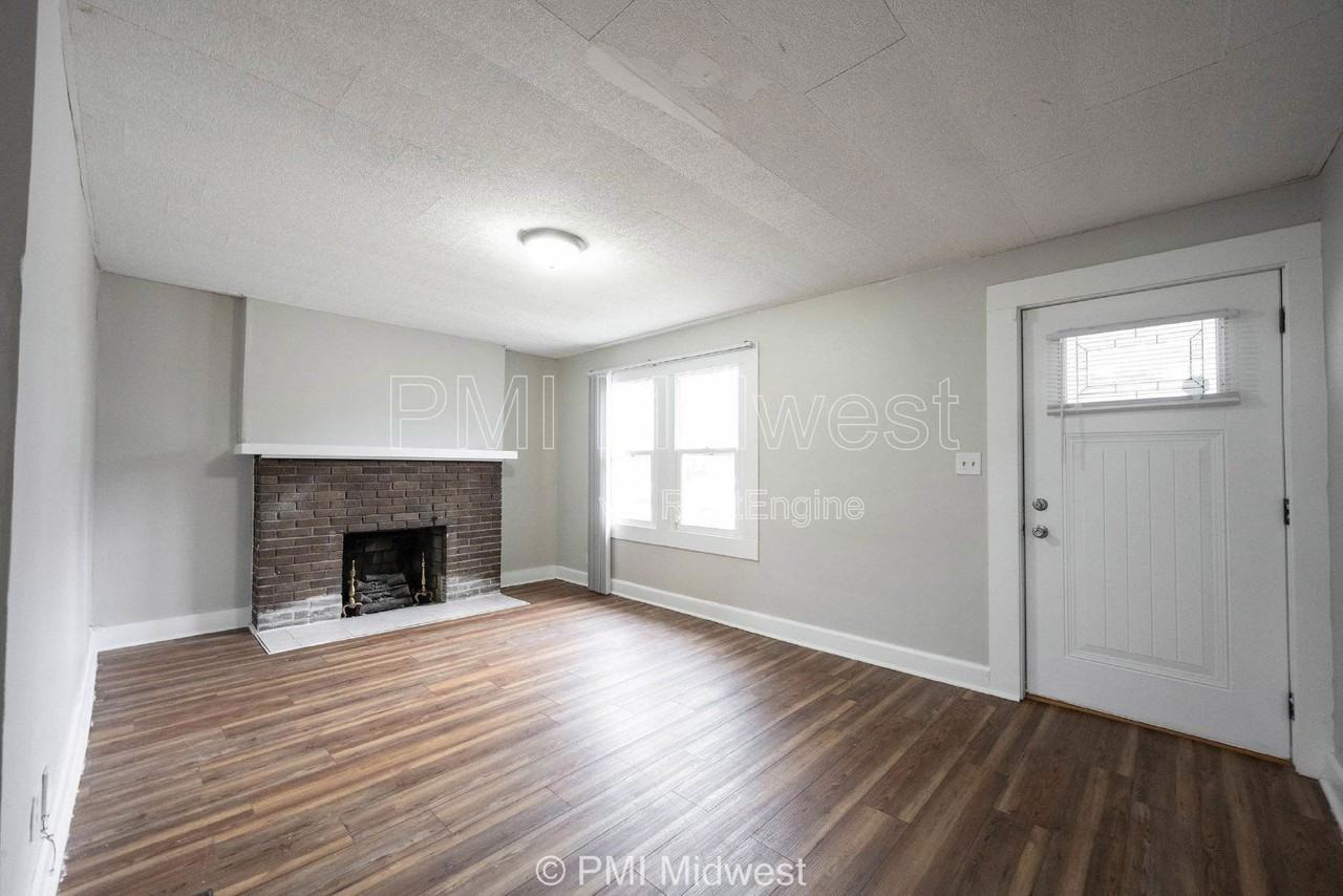 281 N Mount St - Photo 6 of 29