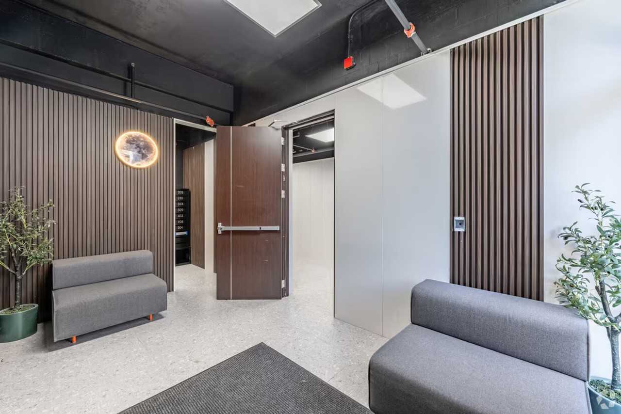 Dakar on Lake - Photo 4 of 23