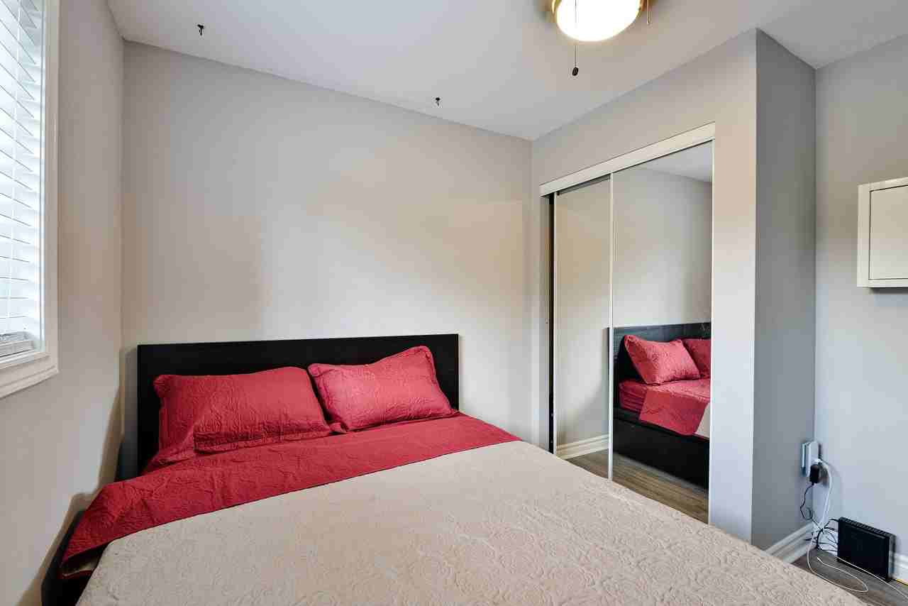 752 Chestnut St - Photo 6 of 13