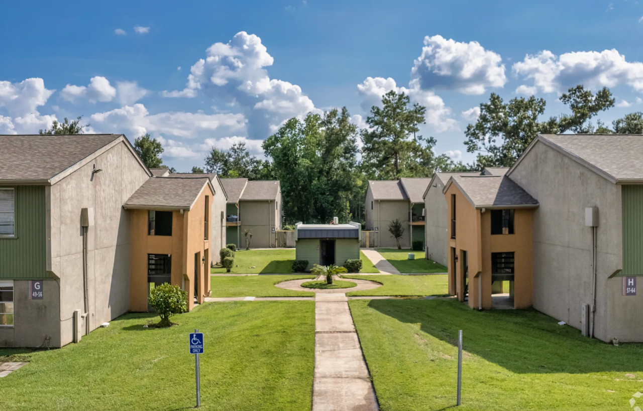 Sunset Grove Apartments - Photo 2 of 10