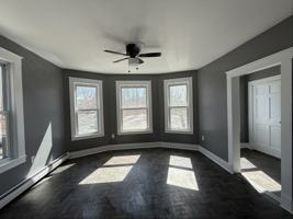 featured image of 27 Carleton Ave #2ndFL