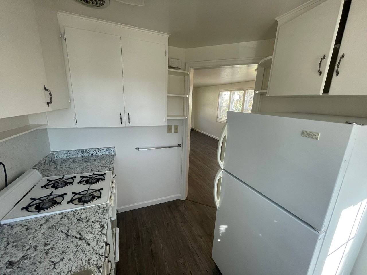 Vista Terrace - Photo 4 of 46