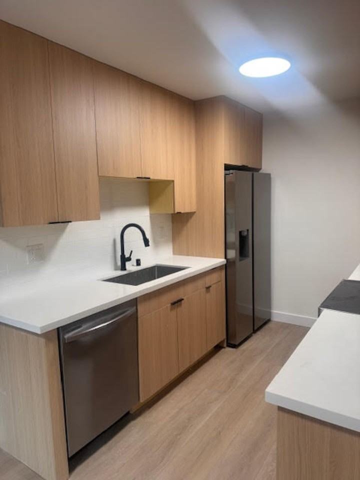 319 S. Clark Drive - Photo 7 of 11