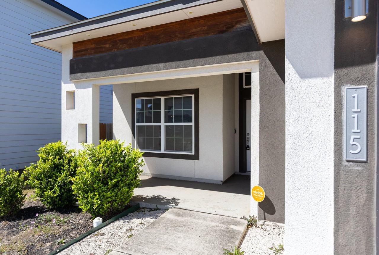 115 Katy Post - Photo 3 of 36