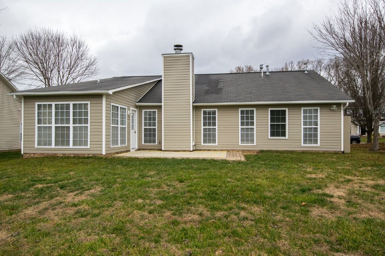 32 N Sunberry Trl - Photo 4 of 35