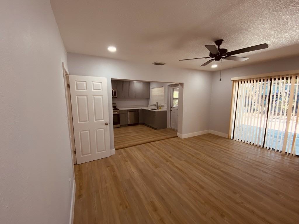 131 W Atwater Ave - Photo 3 of 19