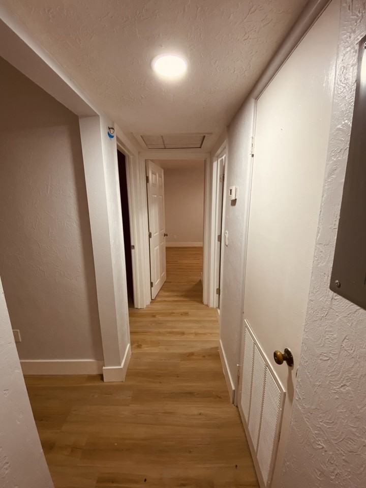 131 W Atwater Ave - Photo 5 of 19