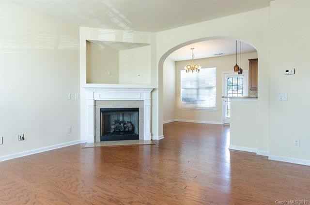 209 Spring Gardens Dr - Photo 5 of 18