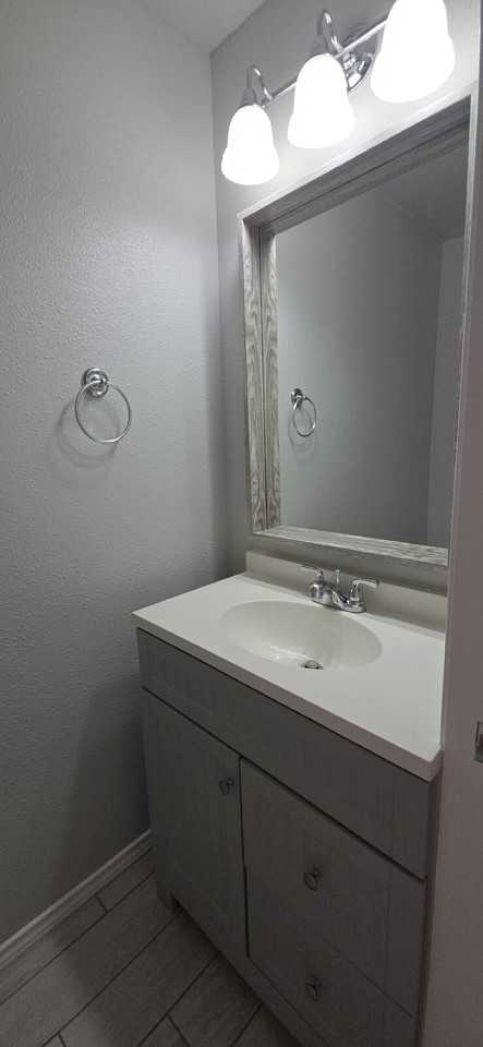 9108 Lanham St - Photo 5 of 35