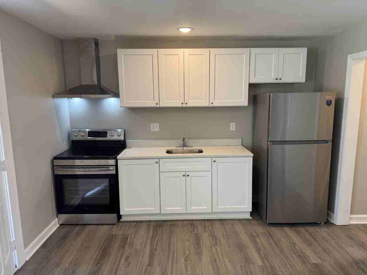 104 Rochester St - Photo 3 of 9