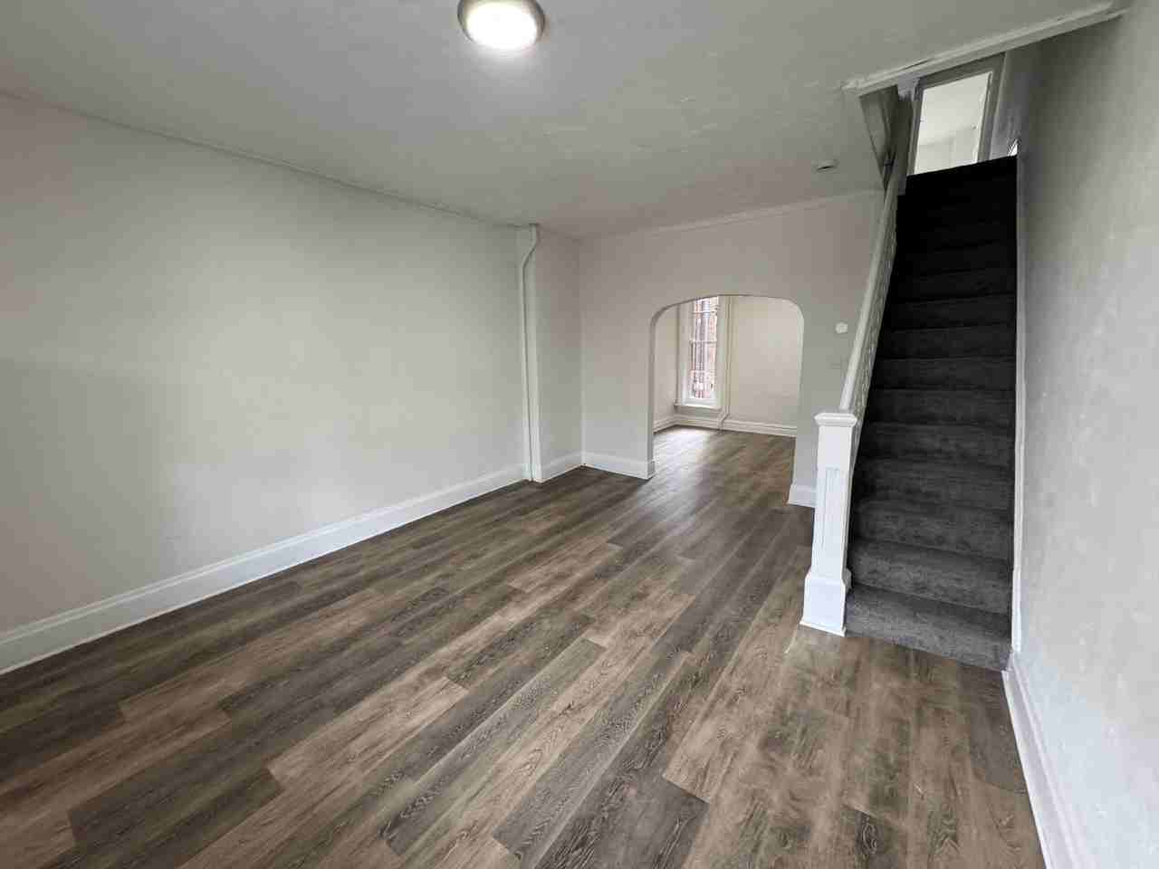 1615 Naudain St - Photo 7 of 11