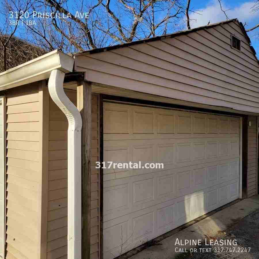 3120 N Priscilla Ave - Photo 7 of 8